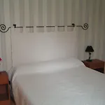 Oda ve Kahvaltı A L'olivier 3*