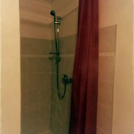 Frühstückspension A L'olivier Montcaret