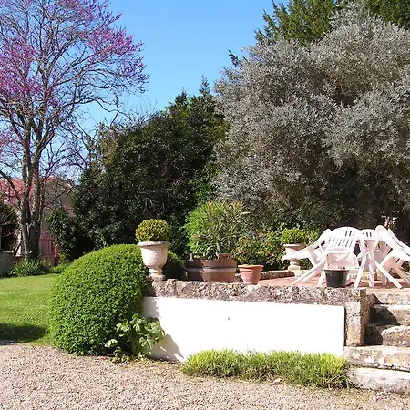 Bed & Breakfast A L'olivier Montcaret