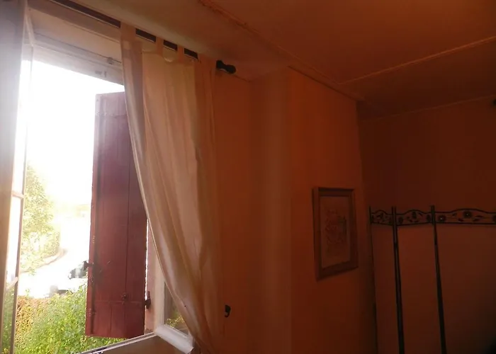 A L'olivier Bed and Breakfast 3*