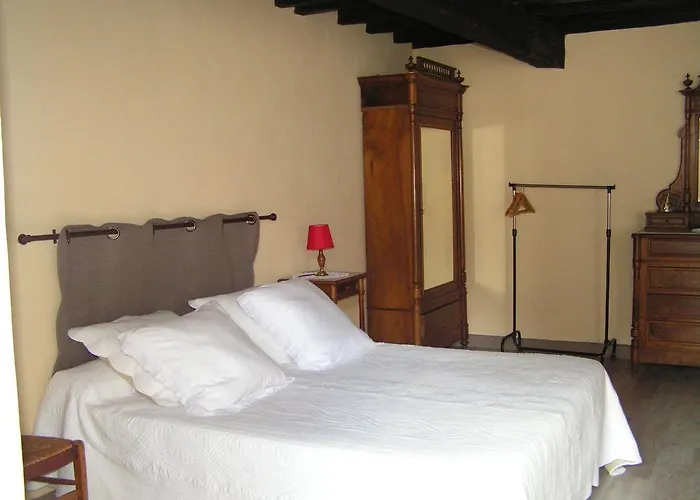 A L'olivier Montcaret