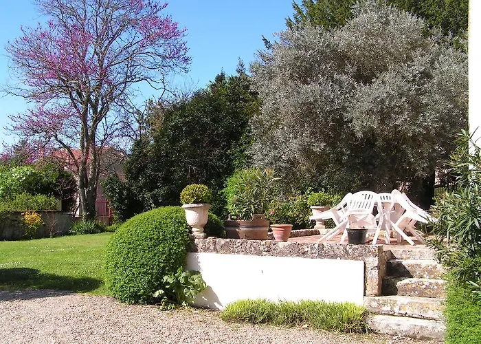 Bed and Breakfast A L'olivier Montcaret